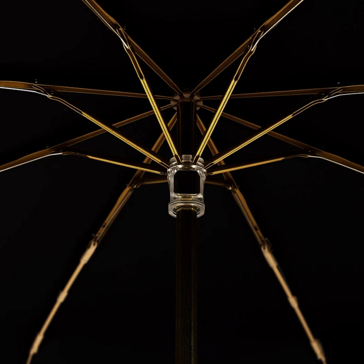 Fiberglass aluminum alloy umbrella frame windproof construction