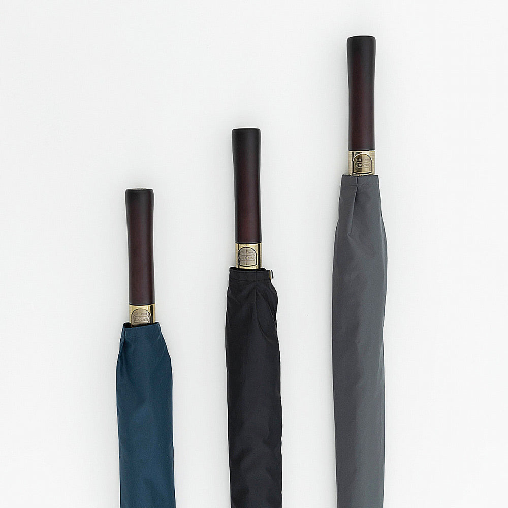 Elegant Vintage Handle Umbrella for Rainy Days